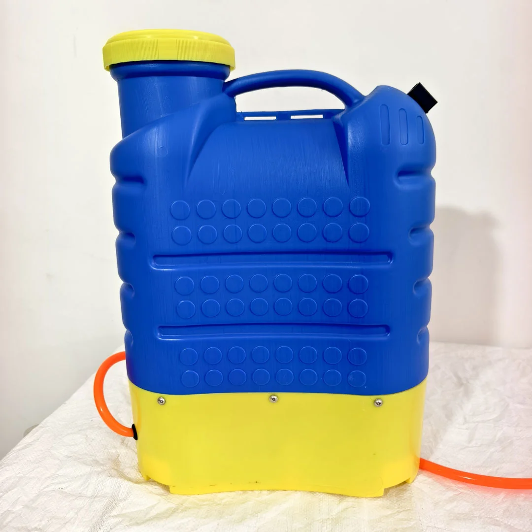 SUPER GARDEN 16 Litre tank Single motor AGRICULTURE MECHANICAL KNAPSACK SPRAYER, Copper Binding, 12V/18Ah 3.8KG BATTERY - Image 2
